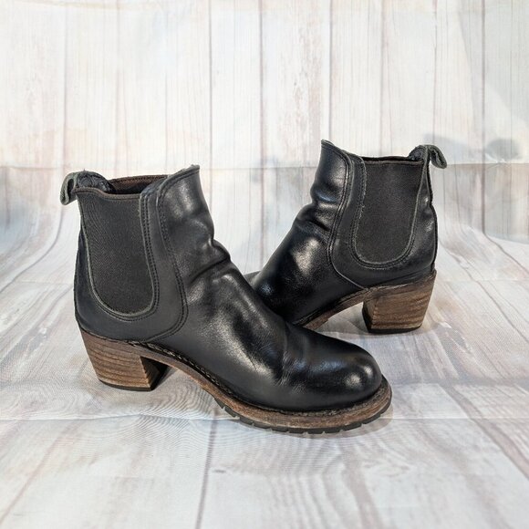 Vintage Black Leather Chelsea Ankle Boots - Women's 8 - Picture 3 of 9